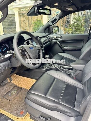 Ford Everest Titanium 2.0L 4x4 958tr siêu luớt