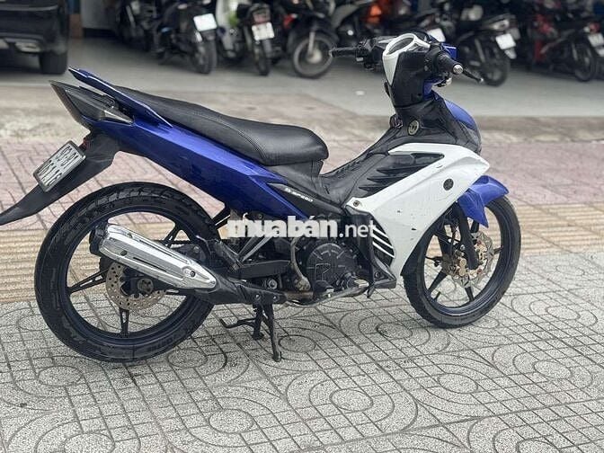 Xe máy Yamaha Exciter 135 màu xanh trắng