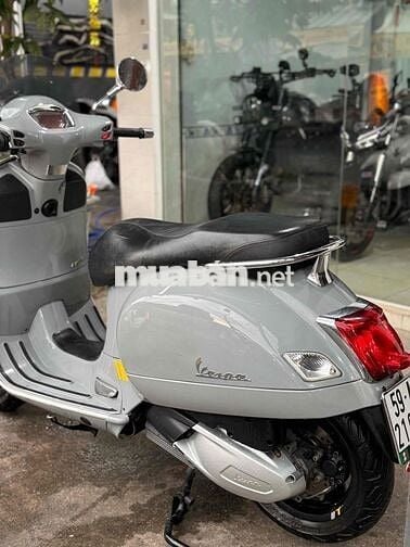 Cần bán Piaggio Vespa Super GTS 300 HPE Abs