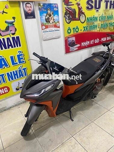 cầm đồ bán thanh lý rẻ xe Zin đẹp êm ru