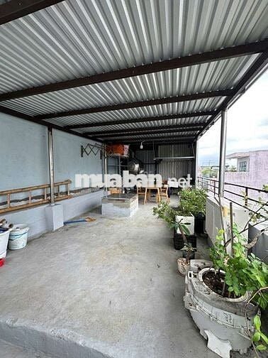 Nhà hai mặt kiệt oto tới nhà đường Tiểu La