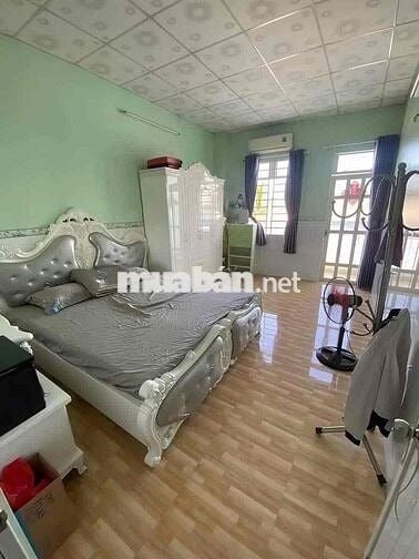Chính Chủ Gửi Thanh Lý Gấp Nhà Nguyên Căn Mặt Tiền Đường Lớn Hơn 100m2