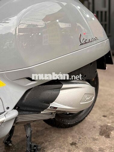Cần bán Piaggio Vespa Super GTS 300 HPE Abs