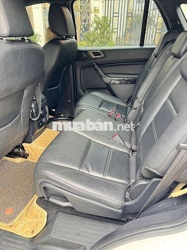 Ford Everest Titanium 2.0L 4x4 958tr siêu luớt