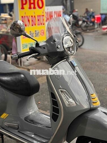 Cần bán Piaggio Vespa Super GTS 300 HPE Abs