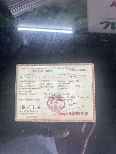 Xe máy Yamaha Exciter 135 màu xanh trắng