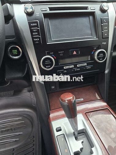 Toyota Camry 2014 2.5Q - 79900 km