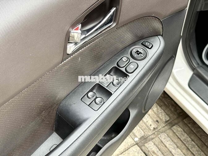 Hyundai i30 2011 nhập Hàn siêu cọp