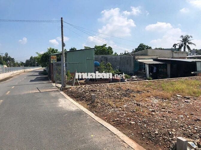 Bán lô đất 8x47m MT kênh Thạnh Xuân 62 giá chỉ 10,5 tỷ TL