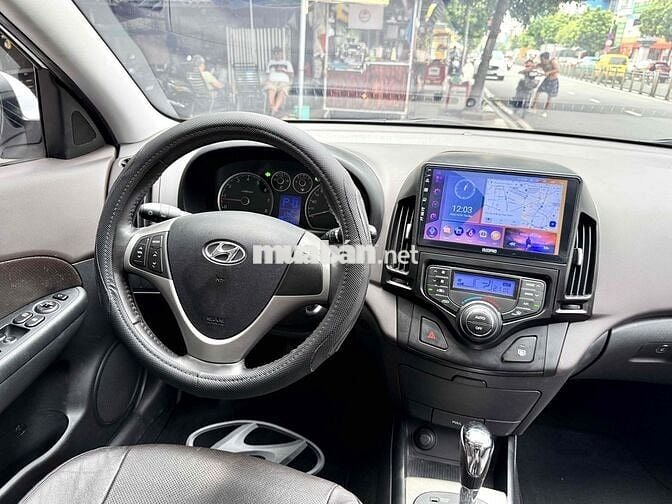 Hyundai i30 2011 nhập Hàn siêu cọp
