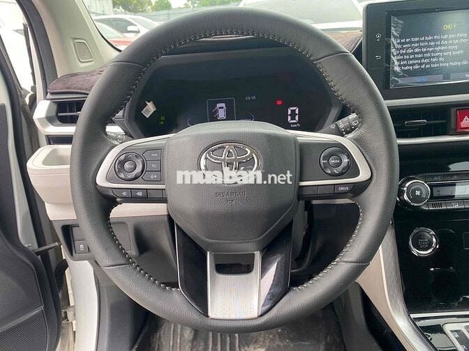 Toyota Veloz Cross 2022 - 520000 km