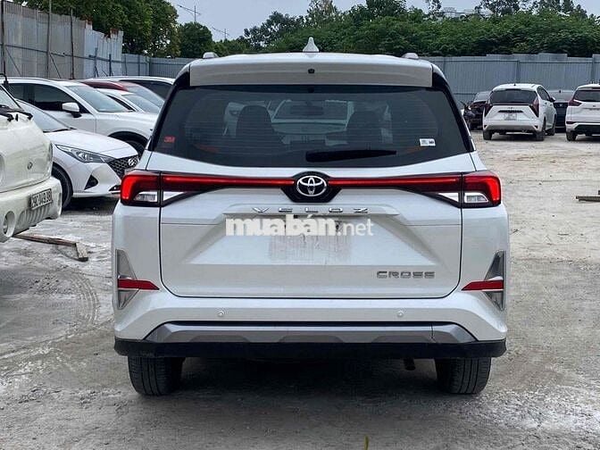 Toyota Veloz Cross 2022 - 520000 km
