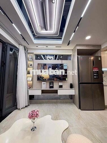 Quận CMT8 4TẦNG 3PN NHÀ MỚI Ở NGAY FUNK NỘI THẤT HẺM 3GÁC