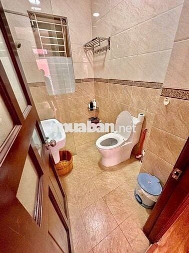 Nhà 3 lầu 4 x 16 Tân Cảng. P25 nhà mới 26 Triệu xe hơi đâu đỗ
