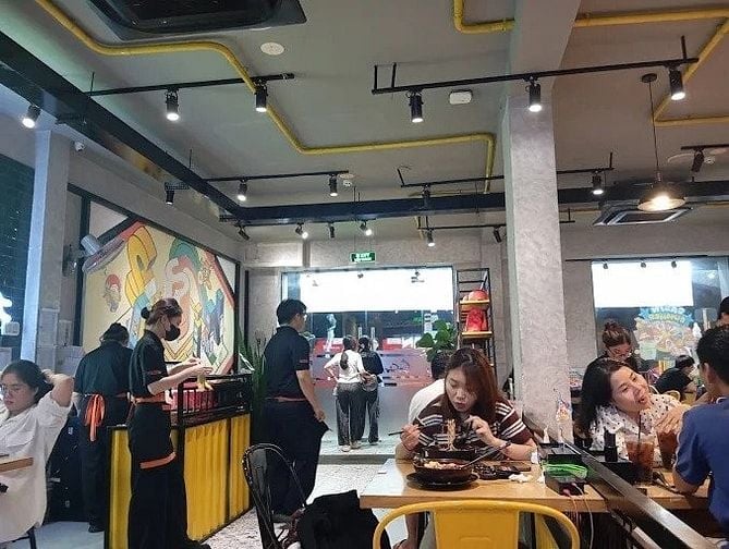 🏢 Cho thuê nhà 172 – 174 Trần Hưng Đạo, Quận 1