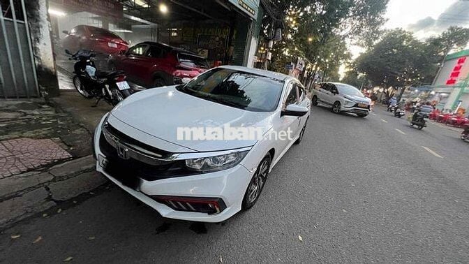 Honda Civic 2019 1.8 E - 130000 km