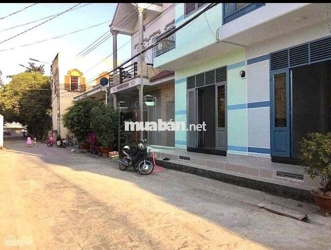 Cho Thuê Nhà Lầu Trệt Nguyên Căn 64m2 Có: 3pn - Đông Hoà - Dĩ An