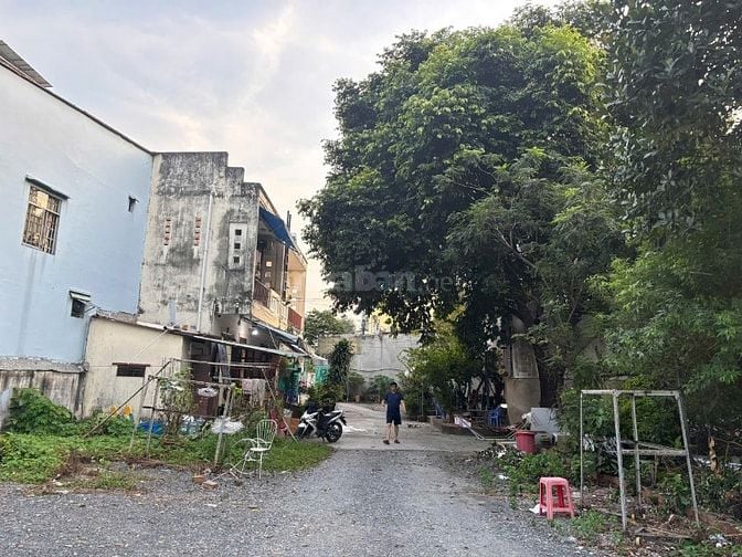 Cần bán 192m2 đất Thoại Ngọc Hầu P.Phú Thọ Hoà Q,Tân Phú 