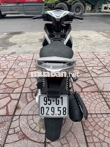 Ab Fi đk 2012 xe đẹp áo lột keo mây zin biển 95
