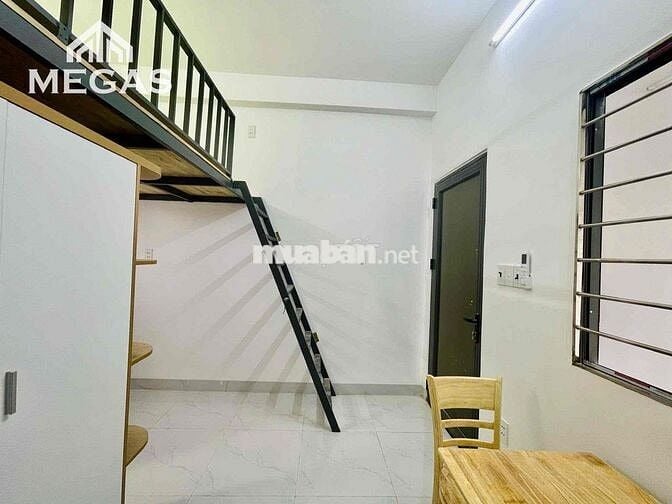 Căn hộ Duplex siêu rộng cho 3-4 người ngay chân Cầu Bình Lợi