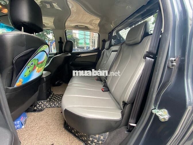 Chevrolet Colorado 2018 máy dầu AT 4x4