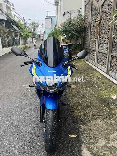 Suzuki moto GSX 150cc nguyên bản giấy tờ đầy đủ