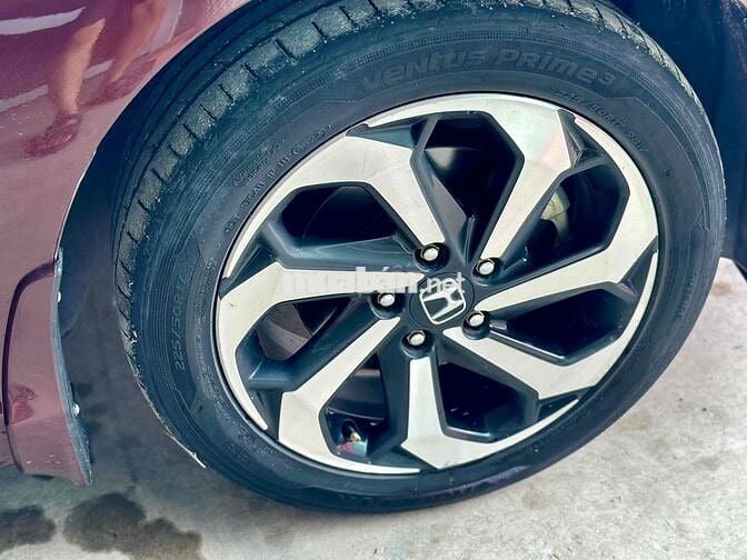 Honda Accord 2017 2.4 AT - 120000 km