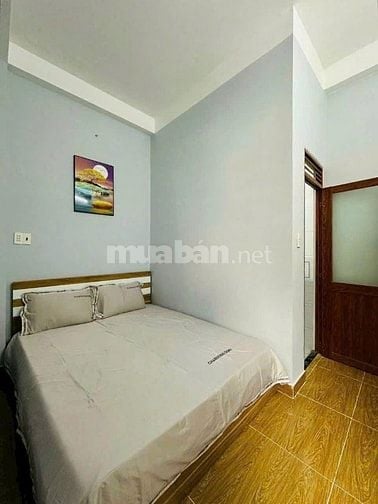 NHÀ CẦN BÁN GIÁ NGỘP, HẺM 4M, DT 56,7m2 NẰM NGAY TRUNG TÂM PHÚ NHUẬN.