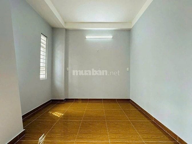 NHÀ CẦN BÁN GIÁ NGỘP, HẺM 4M, DT 56,7m2 NẰM NGAY TRUNG TÂM PHÚ NHUẬN.