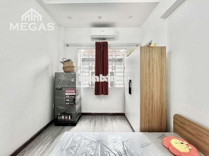 Nhà mới nội thất mới 100% ngay Trung tâm Q1 Từ 5tr5-6tr5