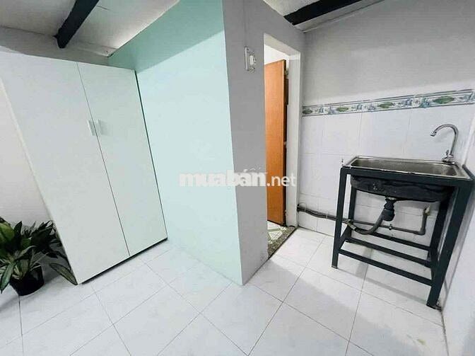 Siêu Phẩm Cho Thuê Phòng Trọ Có Gác Cao 2m5 Gần Aeon mall Tân Phú