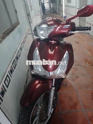 Xe máy Honda SH 150 màu đỏ đời 2014