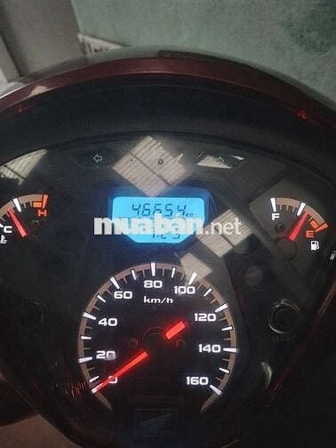 Xe máy Honda SH 150 màu đỏ đời 2014