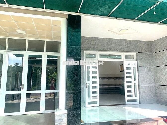 CĂN NHÀ DIỆN TÍCH LỚN NGAY MẶT TIỀN 350M2 2PN 910 TRIỆU THƯƠNG LƯỢNG