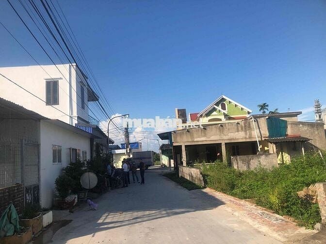 Đất 50m2 Mặt tiền đường 8m Lương Quy, Lê Lợi giá chỉ hơn 1 tỷ đồng