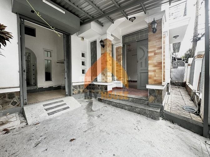 VỊ TRÍ TRUNG TÂM Q2 NGAY CẦU SG NHÀ PHỐ 3PN GIÁ SIU RẺ HỢP Ở VÀ LÀM VP