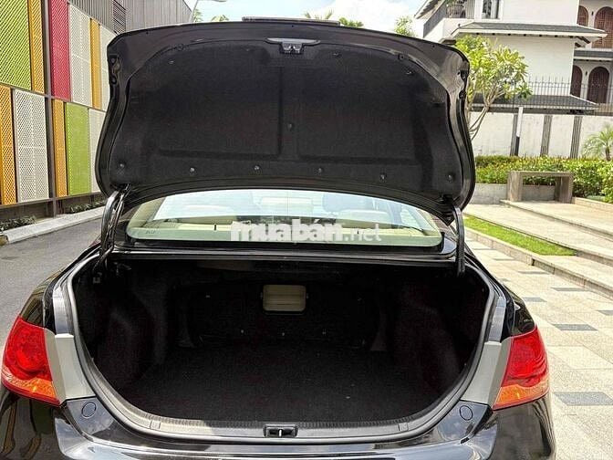 Toyota Camry 2008 2.0E - 107.000 km