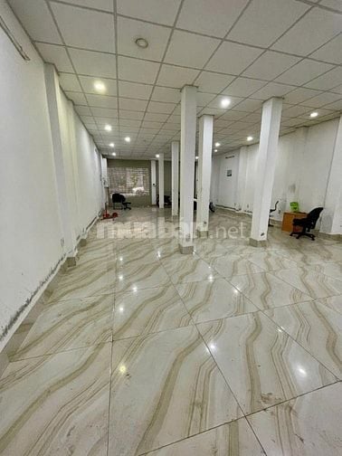 Cho thuê Toà nhà mặt tiền 61-63 Trần Quang Khải, Phường Tân Định, Q.1