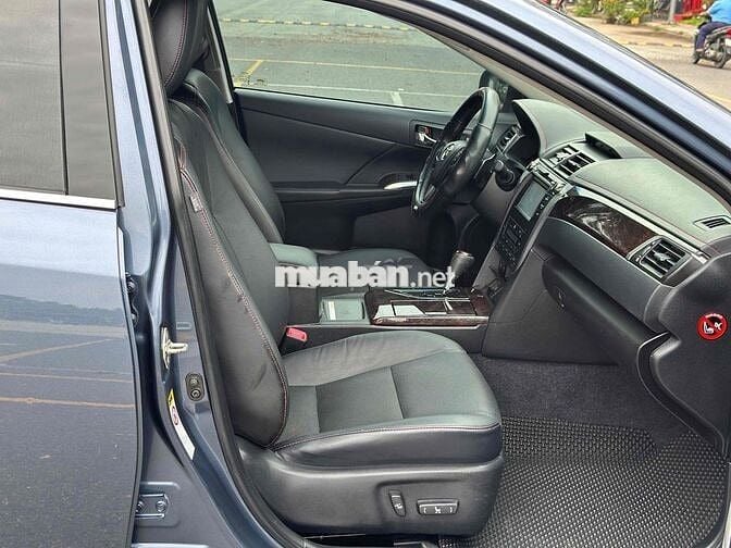 Toyota Camry 2015 2.5Q - 115000 km