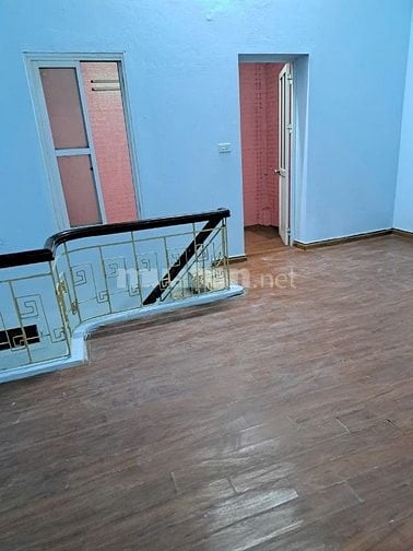 Nhà trong ngõ 80 m2, 3 phòng ngủ, ngõ 298/26/59 Ngọc Lâm, Q. Long Biên