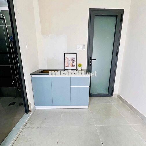 CHO THUÊ PHÒNG MỚI 100% - CỬA SỔ TRỜI THOÁNG MÁT NẰM NGAY TRUNG TÂM