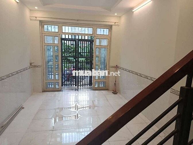 NHÀ 1T1L+ ST TRƯỚC SAU, 3PN 2WC ĐƯỜNG NGÔ CHÍ QUỐC GẦN CHỢ ĐẦU MỐI