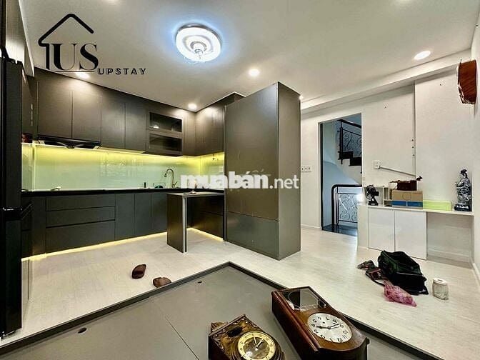 Cho thuê căn hộ mới 100% - ngay ngã tư Trần Quang Diệu, Lê Văn Sỹ