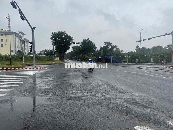LÔ GÓC 3 MẶT TIỀN ĐƯỜNG HOÀNG THỊ LOAN – 154m² (7.5x20) – BÁN GẤP