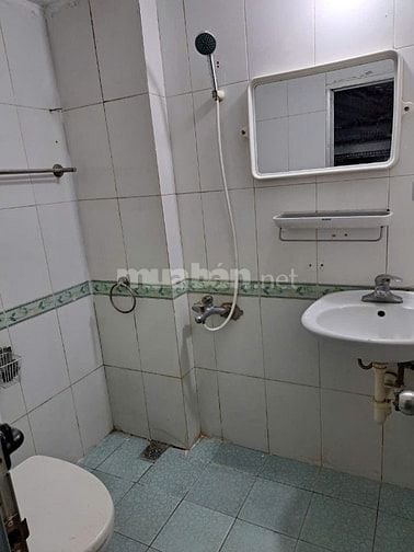 Nhà trong ngõ 80 m2, 3 phòng ngủ, ngõ 298/26/59 Ngọc Lâm, Q. Long Biên
