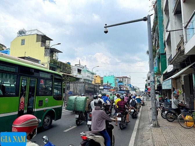 BÁN NHÀ 2 MẶT TIỀN TRƯỚC VÀ SAU : 75 NGUYỄN THỊ NHỎ - P. 2 - Q. 6 -HCM