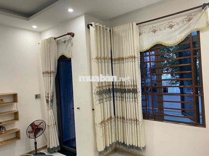 Cho thuê nhà mặt tiền Phú Tân, Thủ Dầu Một - Diện tích:  5x20,  - Thiế