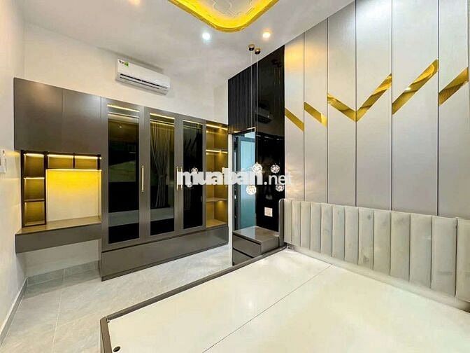 BÁN NHÀ MỚI HOÀN THIỆN - GẦN ĐƯỜNG - GIÁP QUẬN 7
