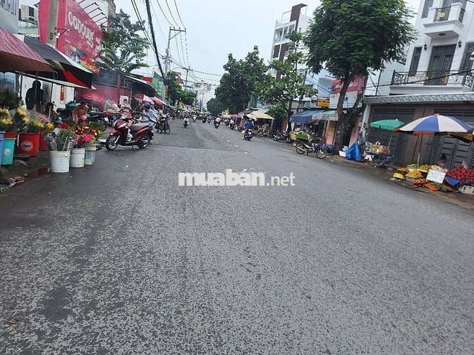 MẶT TIỀN CHỢ TRẦN THỊ CỜ Q12, ĐANG KINH DOANH ĐÔNG ĐÚC-BÁN GIÁ8,2 TỶ.