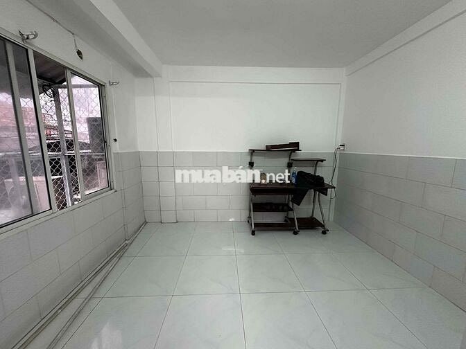 CHO THUÊ PHÒNG TRỌ RỘNG RÃI – SẠCH SẼ – CÓ BẾP RIÊNG 🏡